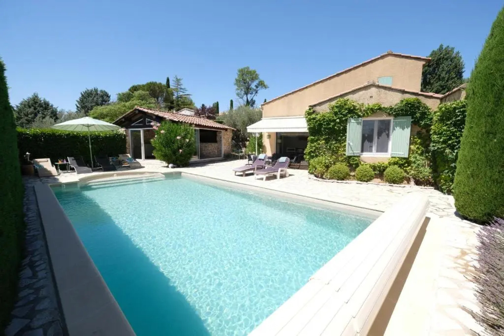 Très Agréable Location de Vacances Avec Piscine Privée Dans Le Luberon, Située En Campagne de Gargas, Proche de Roussillon, 8 Personnes, Ls2-15 Lou Classi