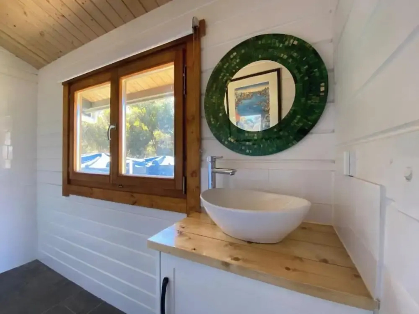 Lovely Nordic Pine Cabin Great for Couples or Family