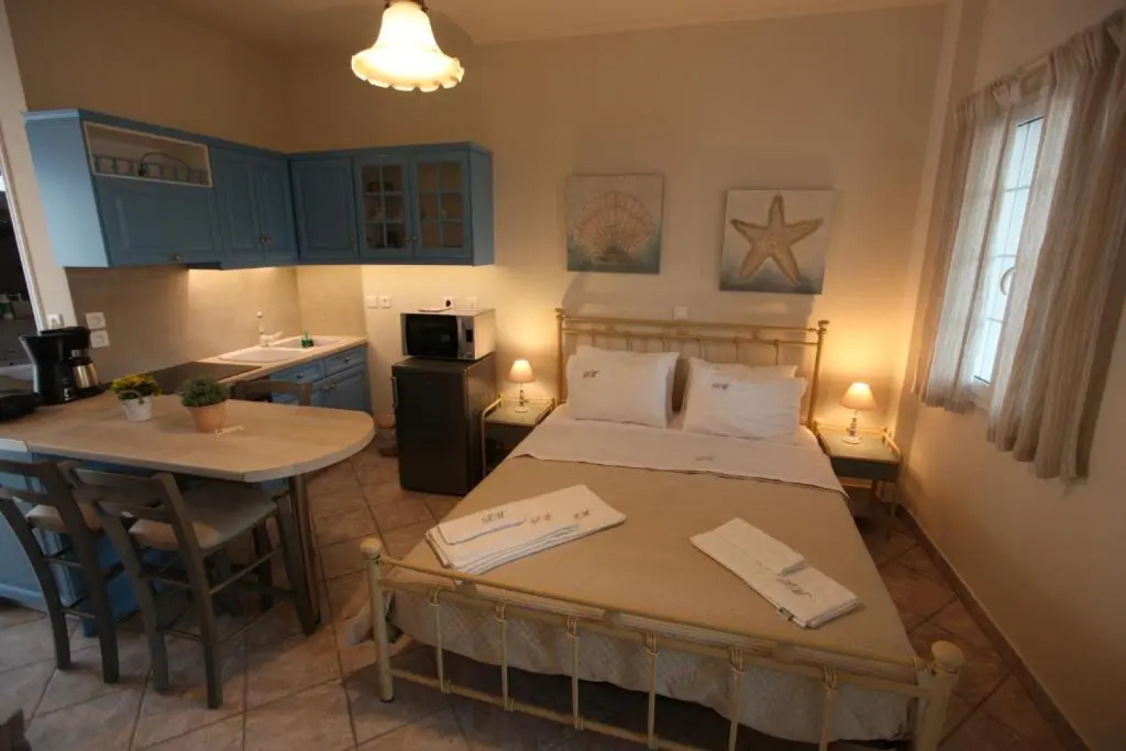 Sea Urchin Apartments 2nd floor