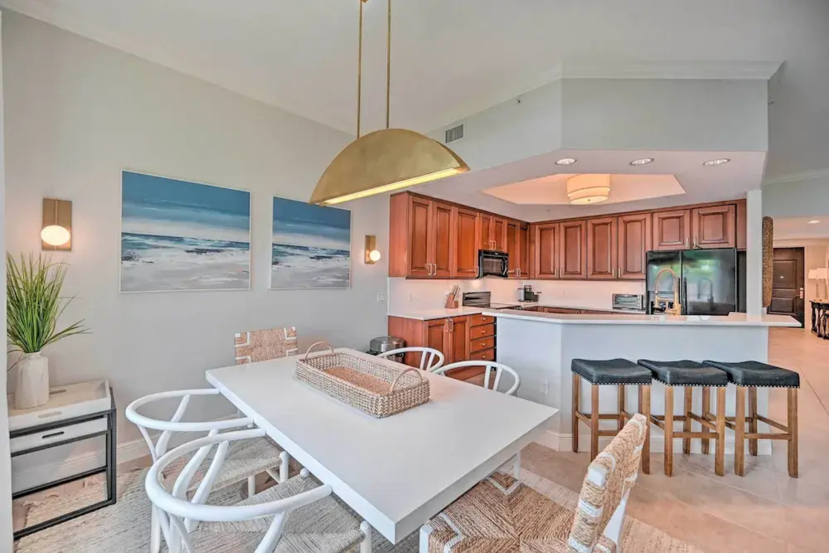 Luxe Naples Bay Resort Condo: Near Fifth Ave!