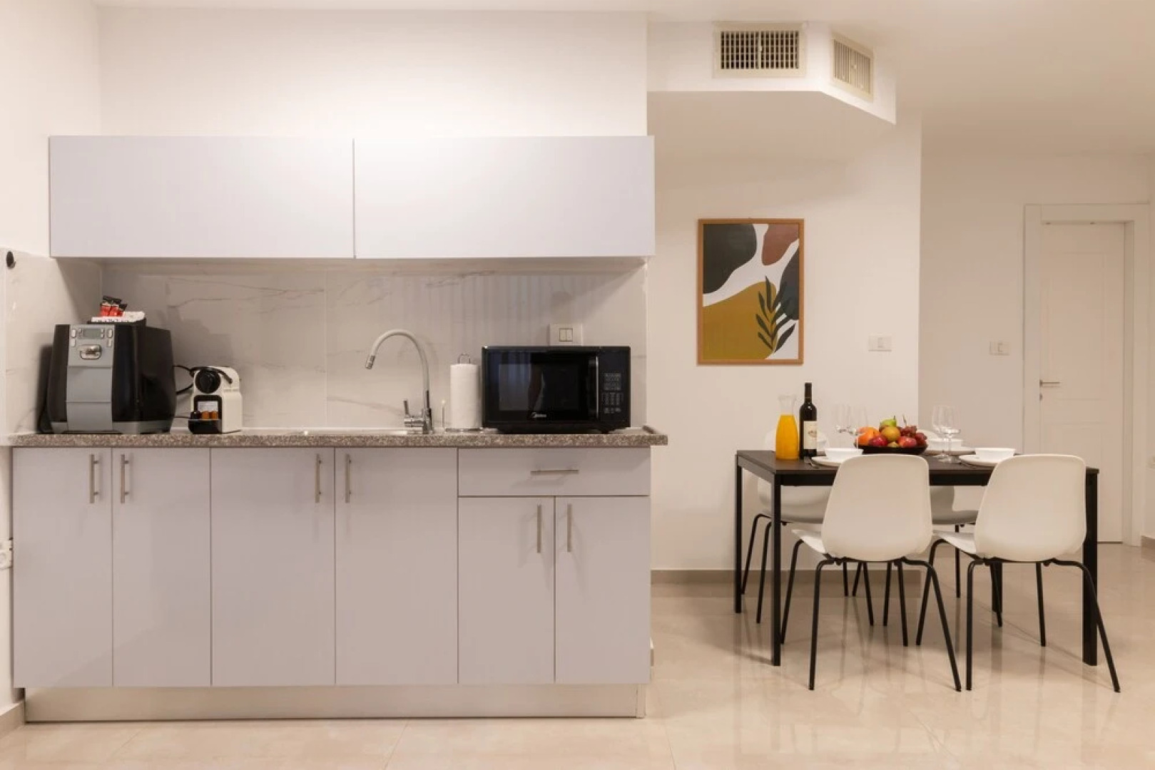 Huge & Lovely Unit 2BR 2BT By the beach