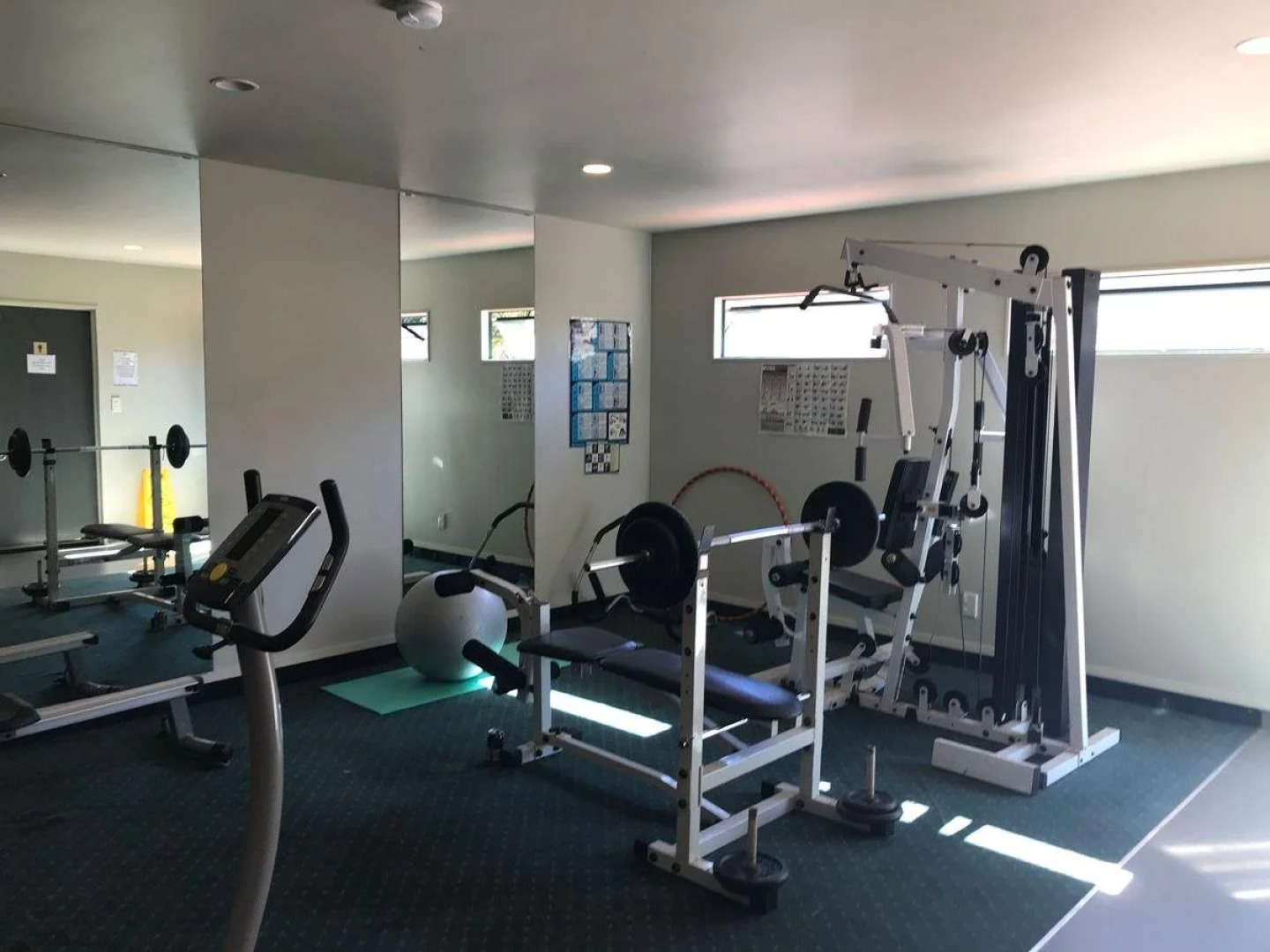 JetPark Hotel Hamilton Airport