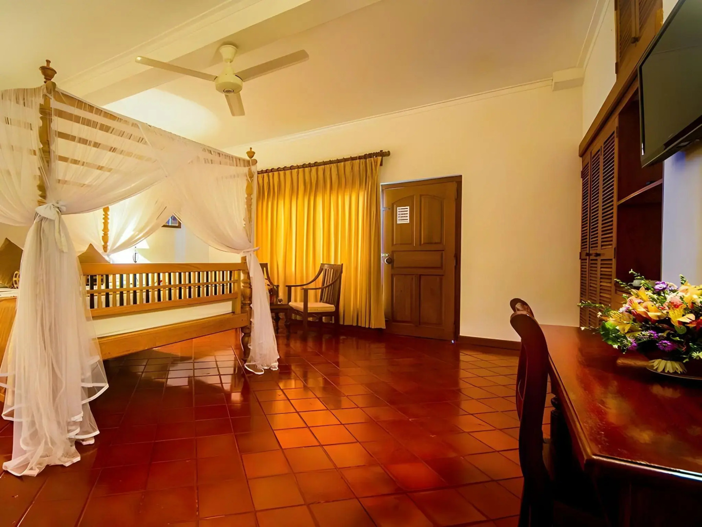 Курортный отель Dickwella Spa