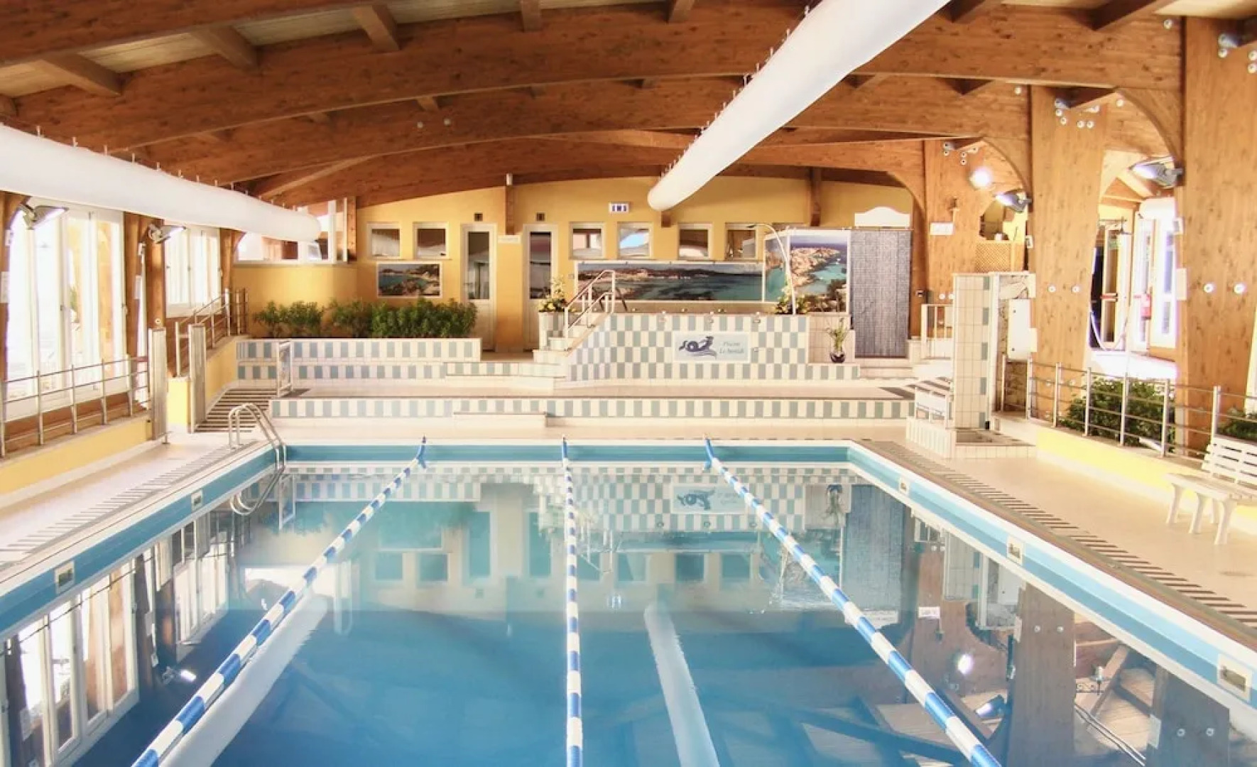 Residence con piscina a La Maddalena