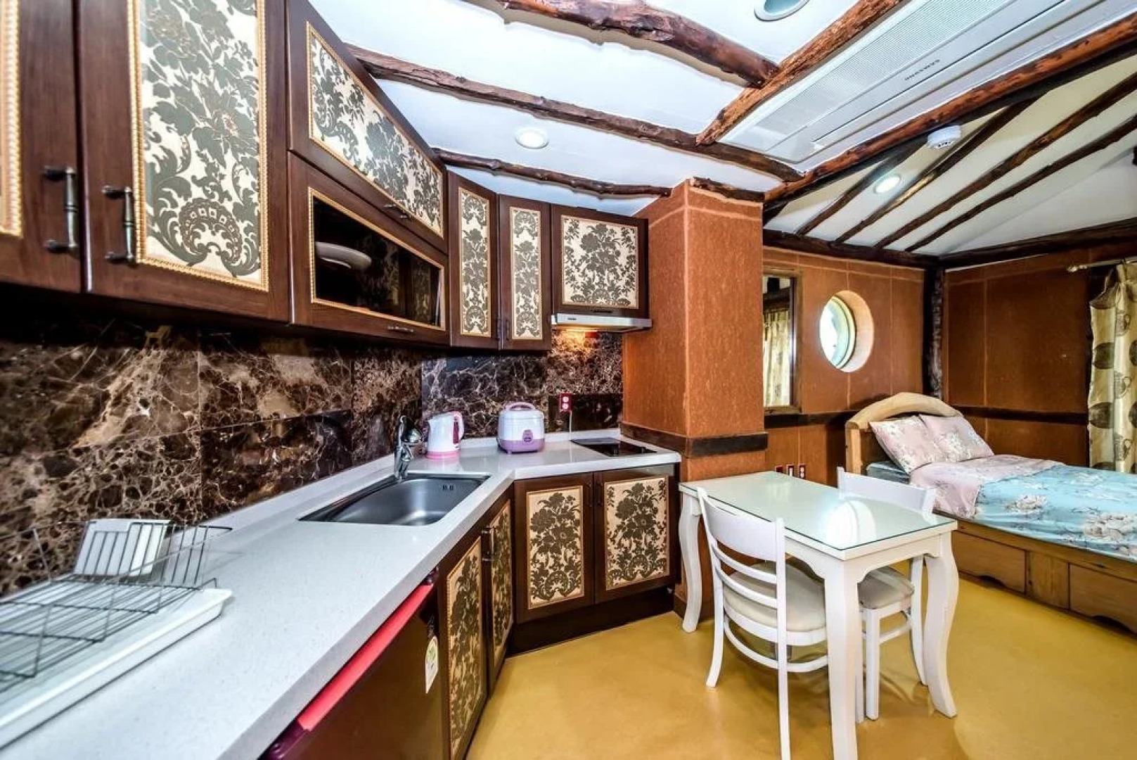 Jeju Padosoriminbak Pension