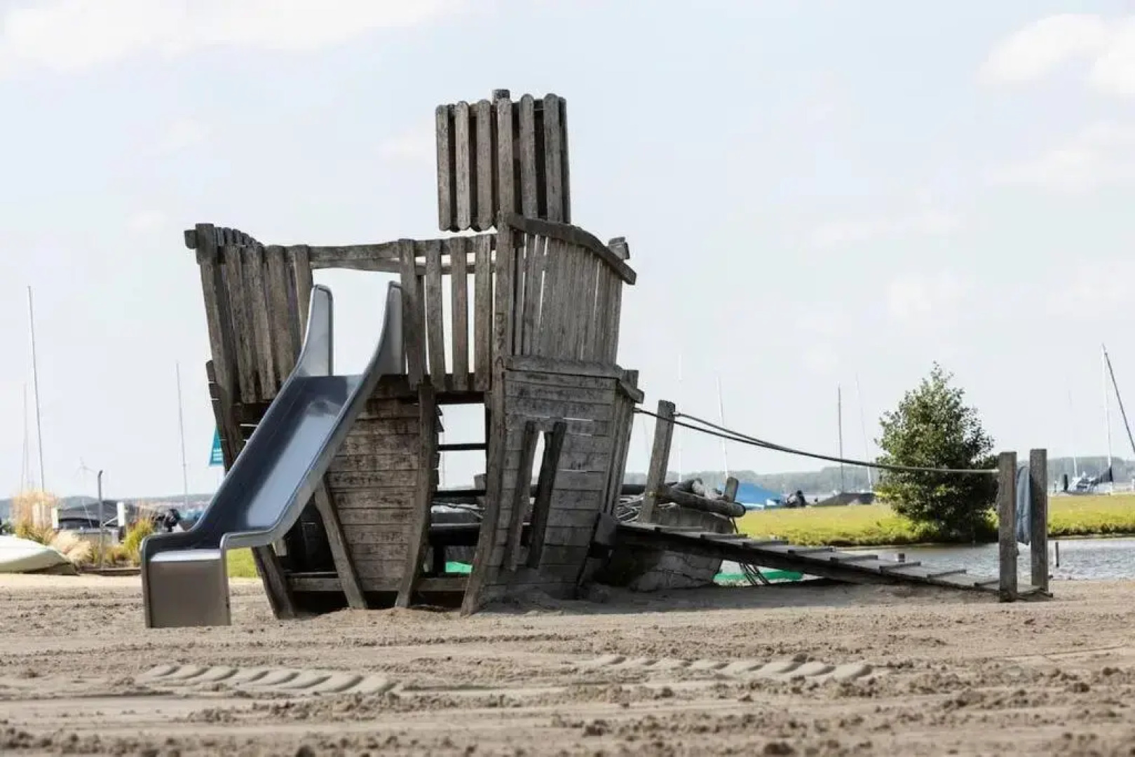 Prachtig 6-persoons chalet aan het Veluwemeer dichtbij Harderwijk, Amersfoort en Zwolle