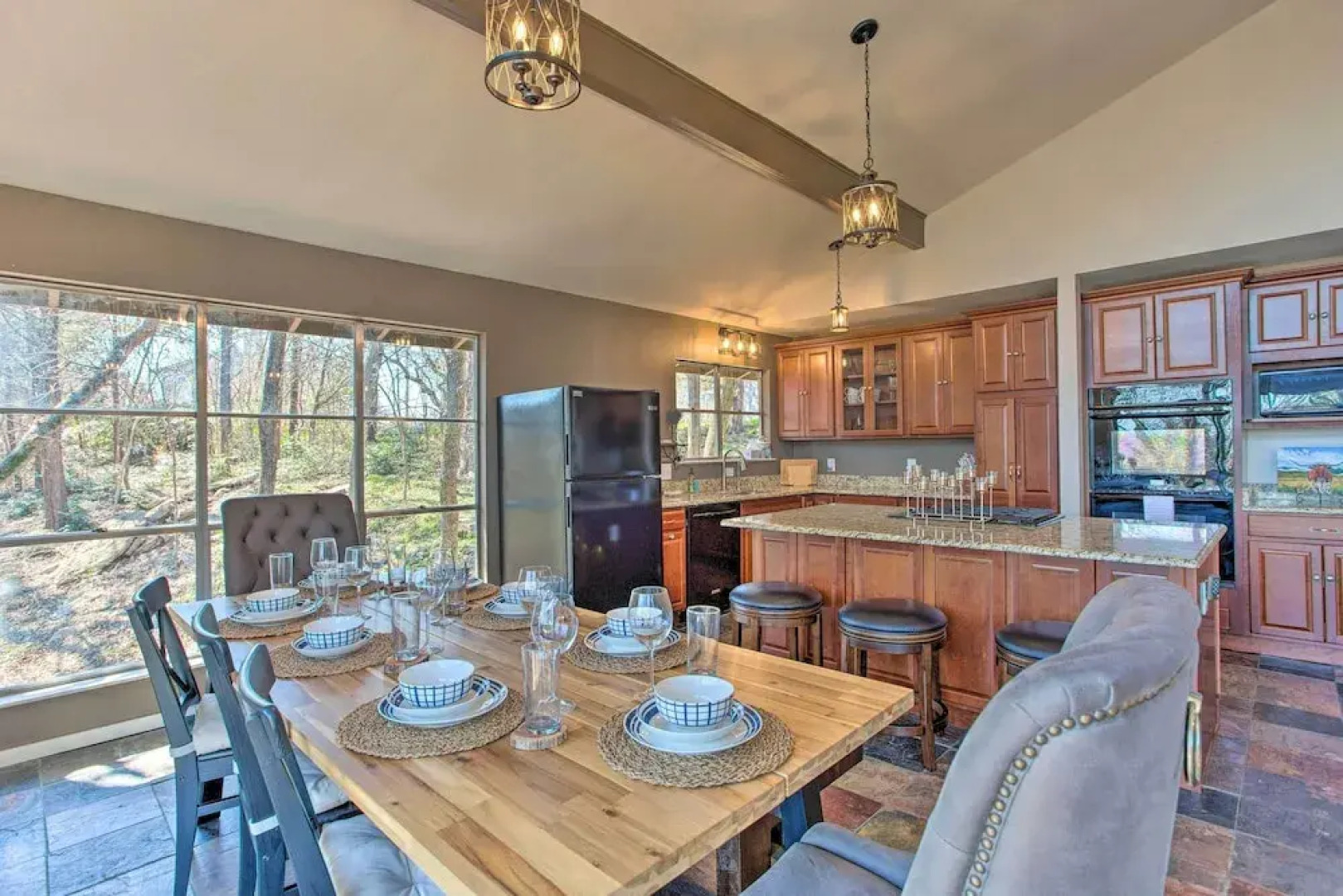 Pottsboro Home < Half-mi to Lake Texoma!