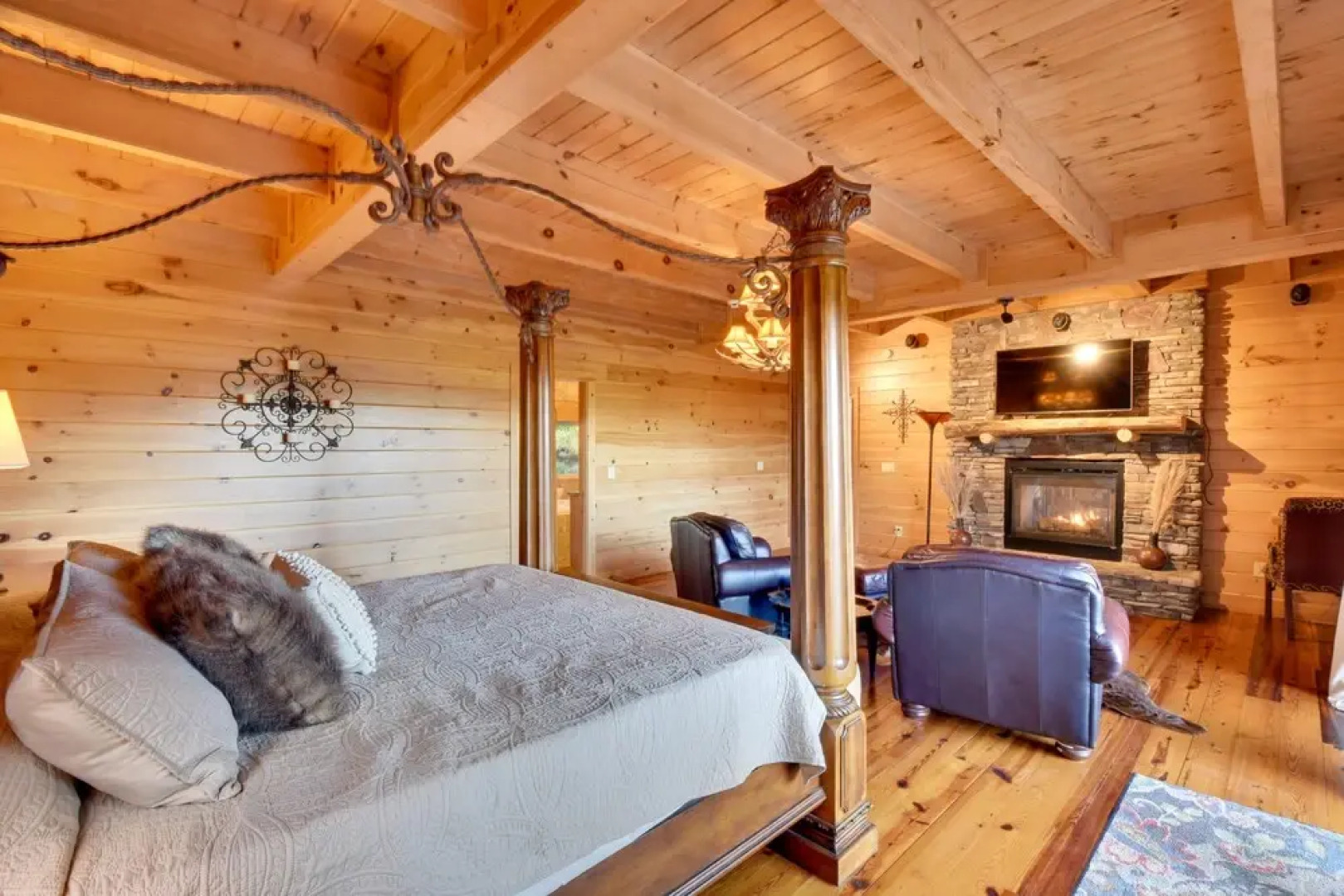 Pet-friendly Sky Valley House w/ Game Room & Views