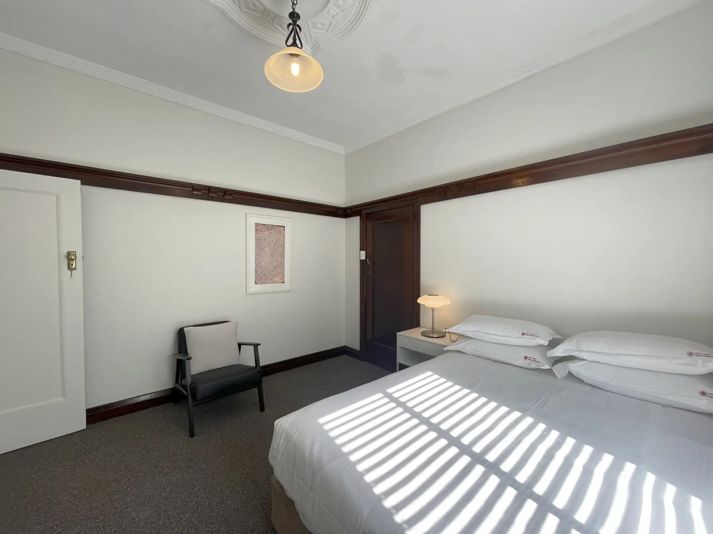 Globe Apartments