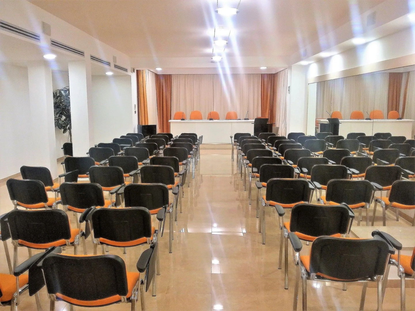 Victoria Palace Hotel & Zen Wellness