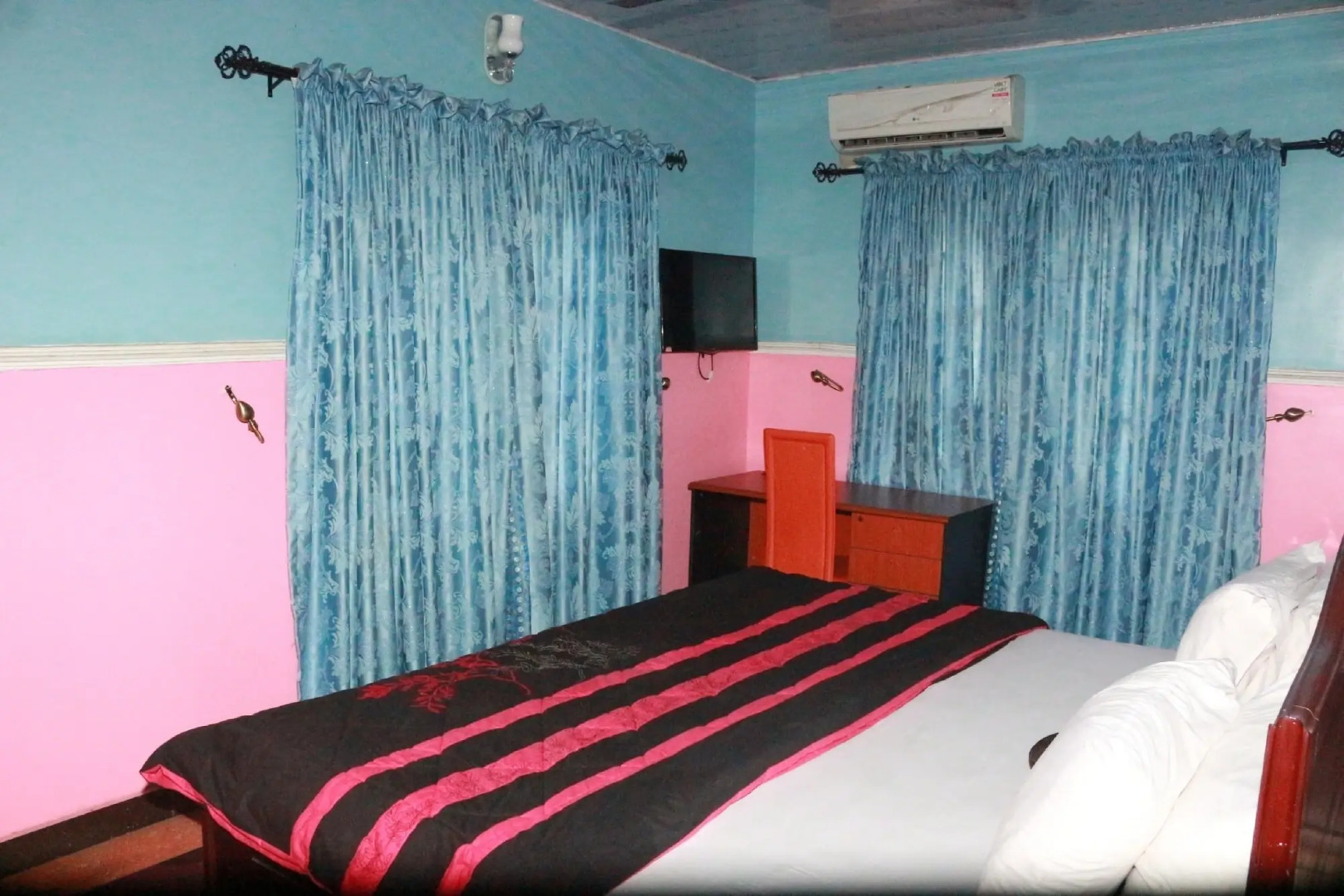 L & L Executive Hotels and Suites