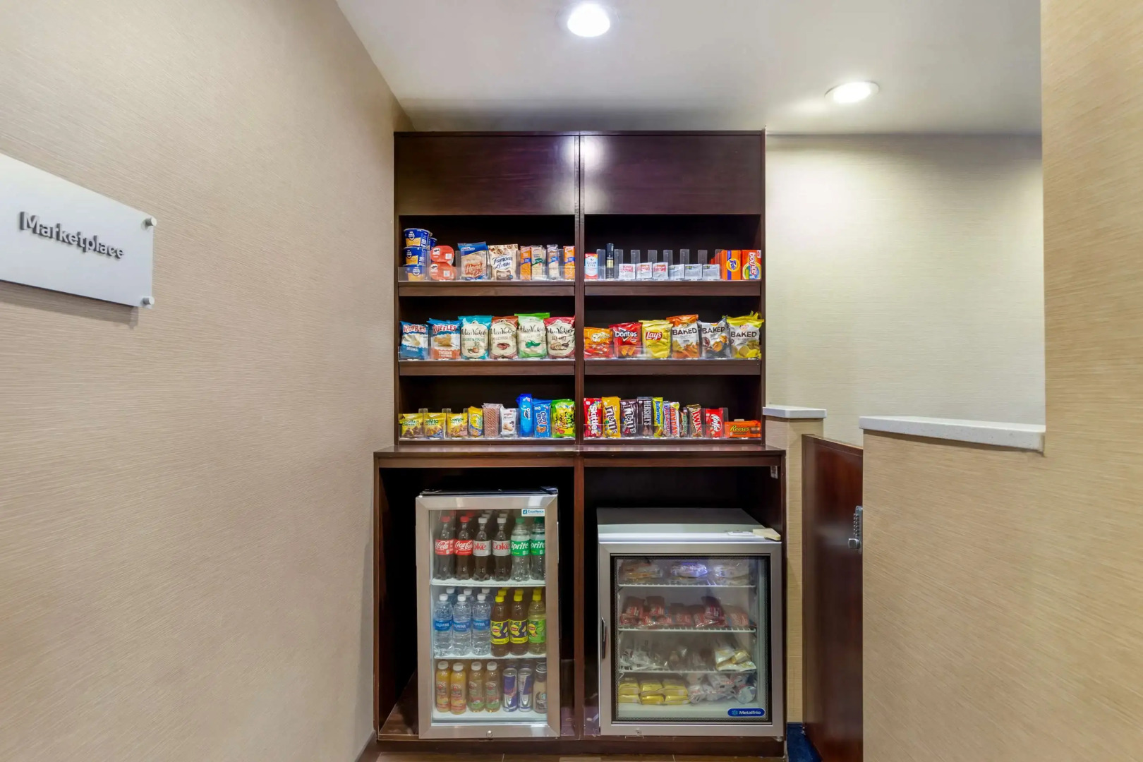 Comfort Suites Hanes Mall