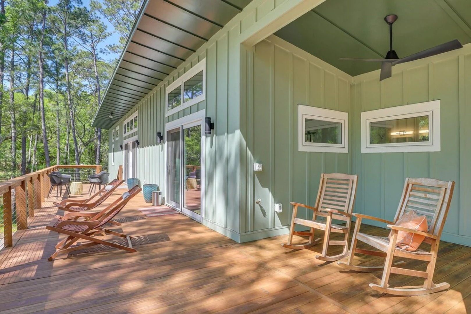 Peaceful Edisto Island Home, 1 Mi to State Park!