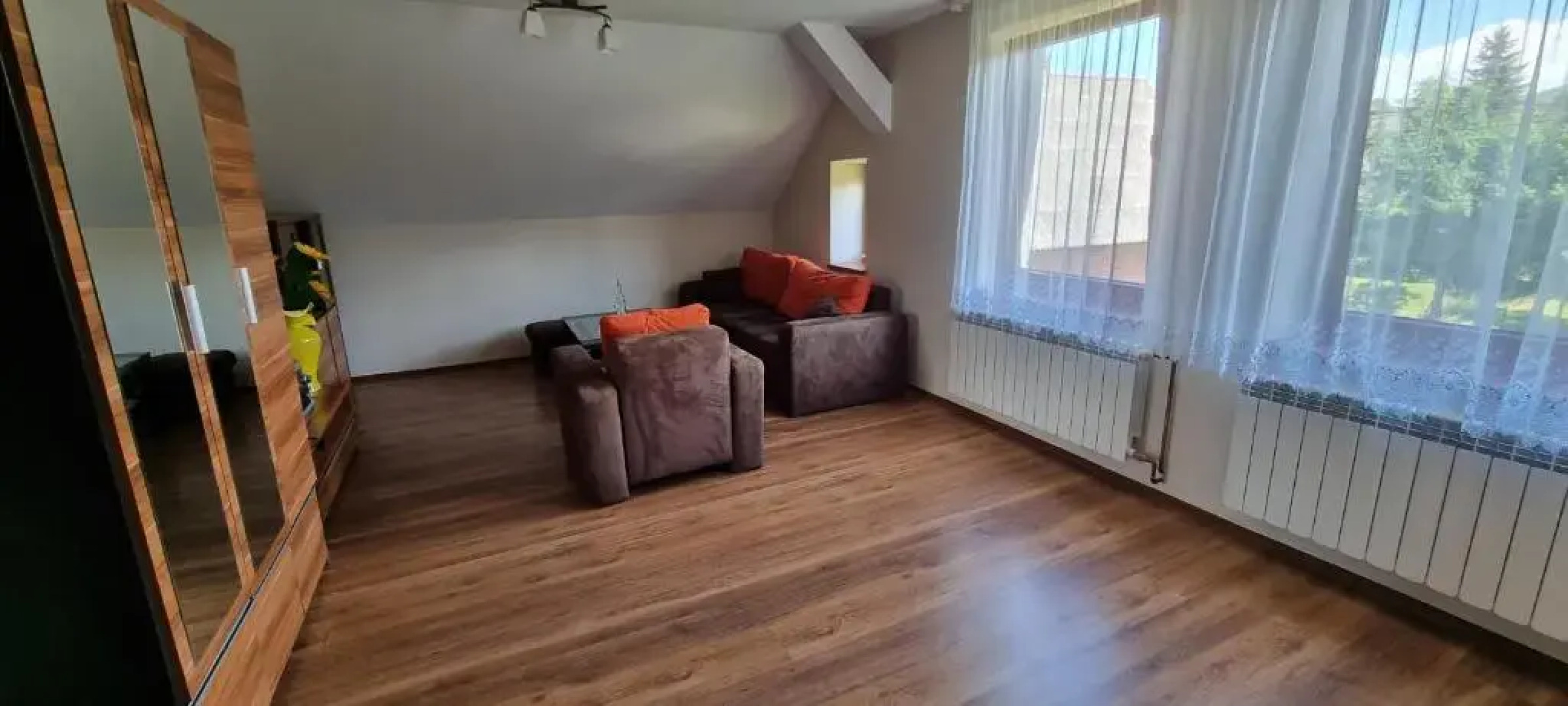 Prywatny Pokoj Z Kuchnia I Łazienka