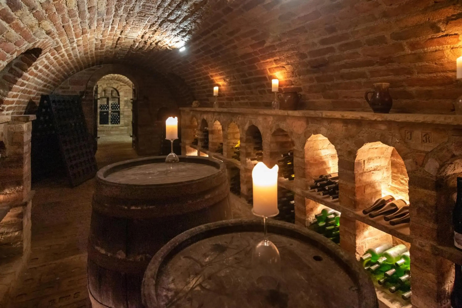 Mikulov - Inn - hotel s vinným sklepem Venuše