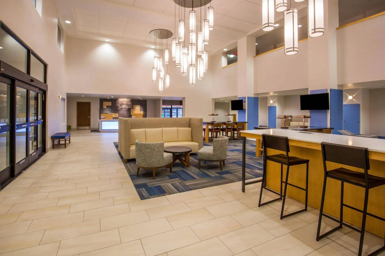 Holiday Inn Express & Suites Pahrump by IHG