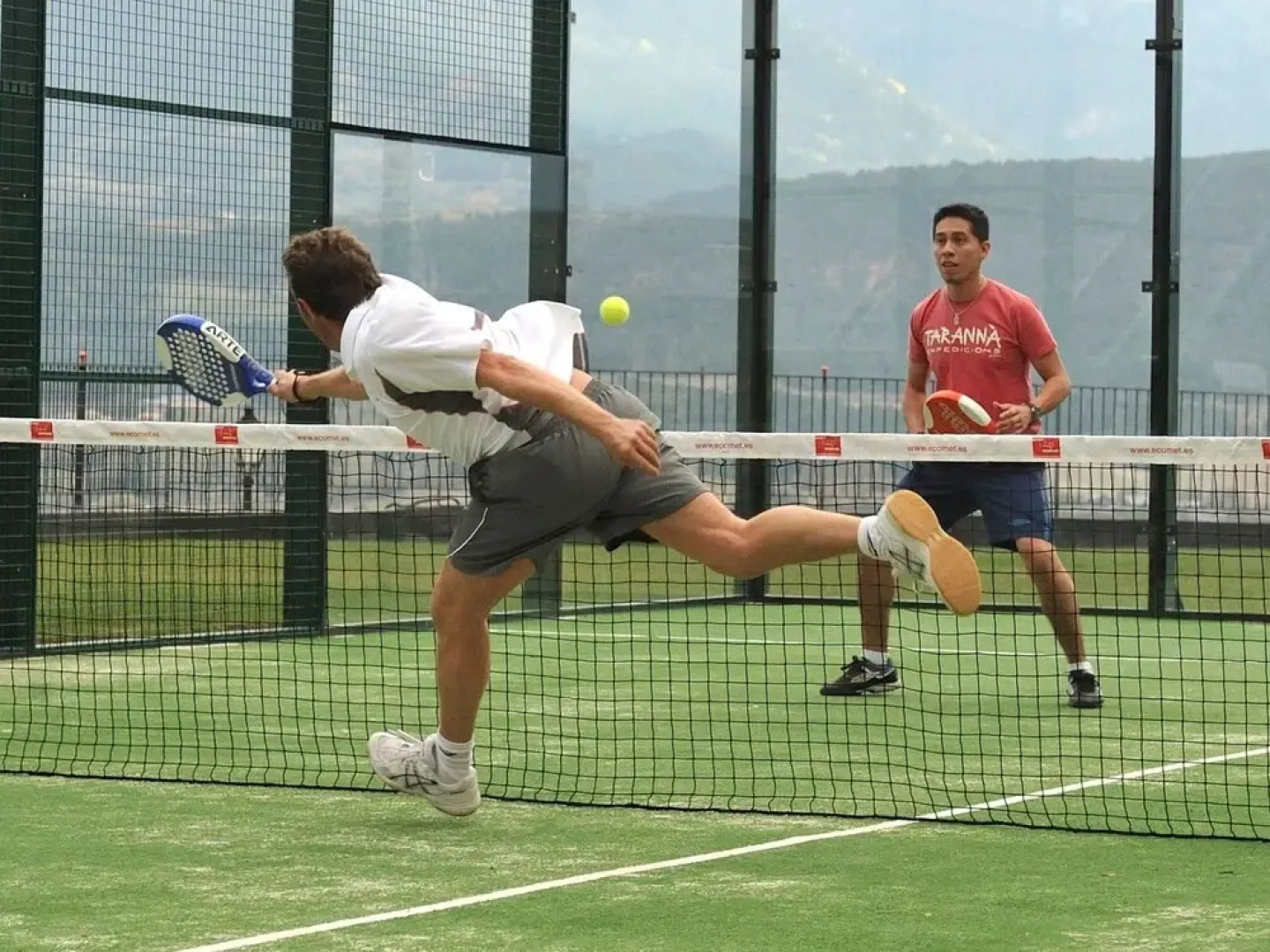 Scenic Bungalow With a Fireplace in the Middle of the Pyrenees
