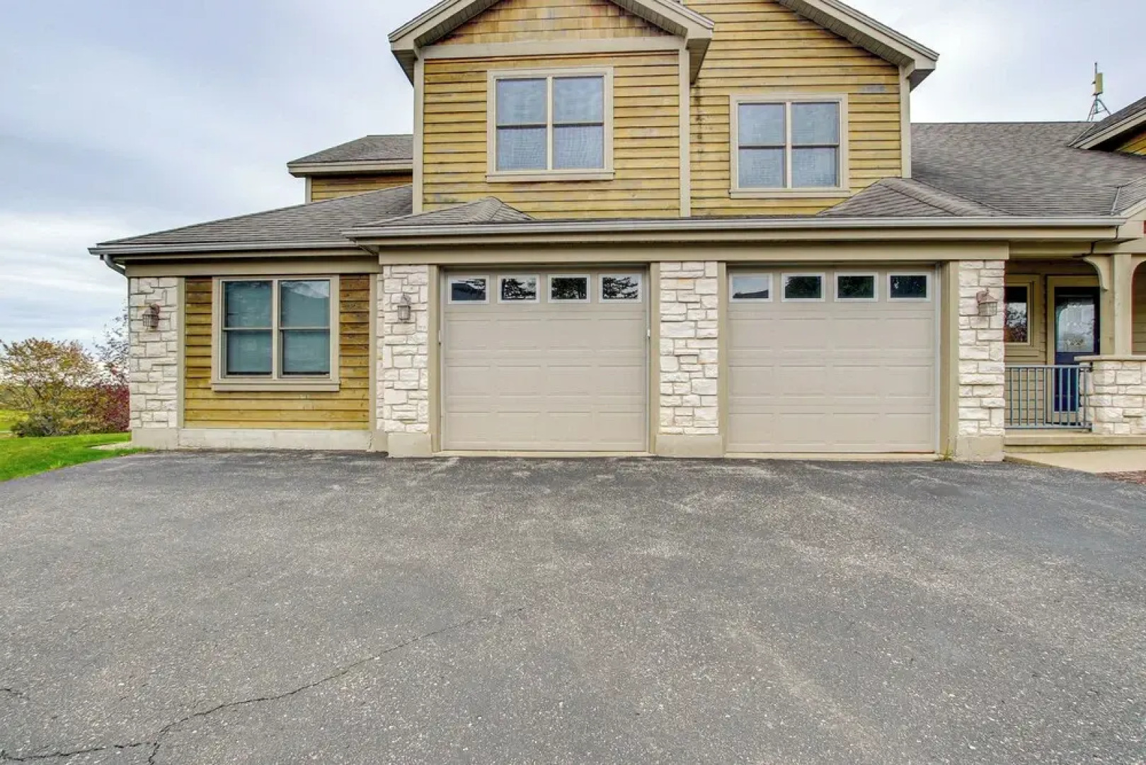 Door County Townhome: Pool Access, 1 Mi to Beach!