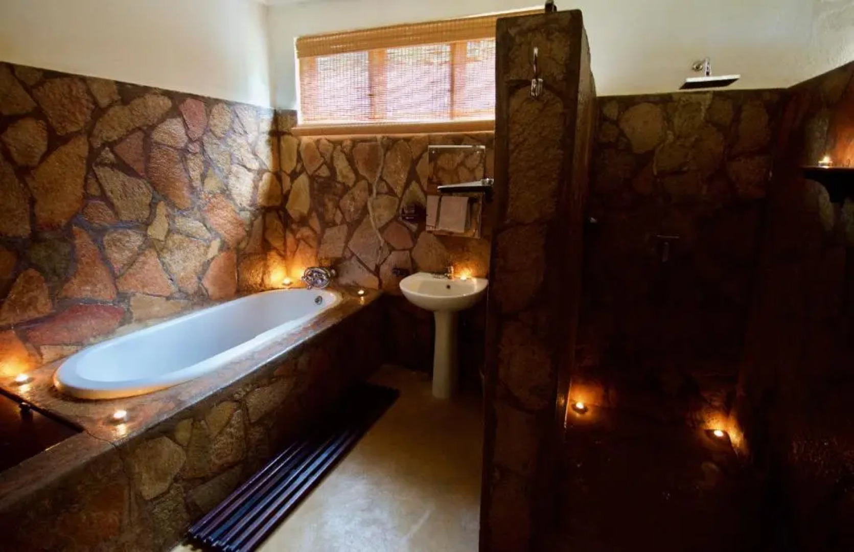 Kiambi Safaris Lodge