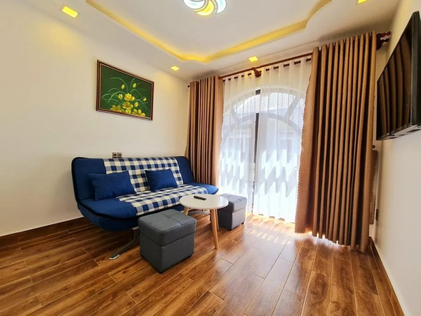 La Fleur Premium Central Apartment