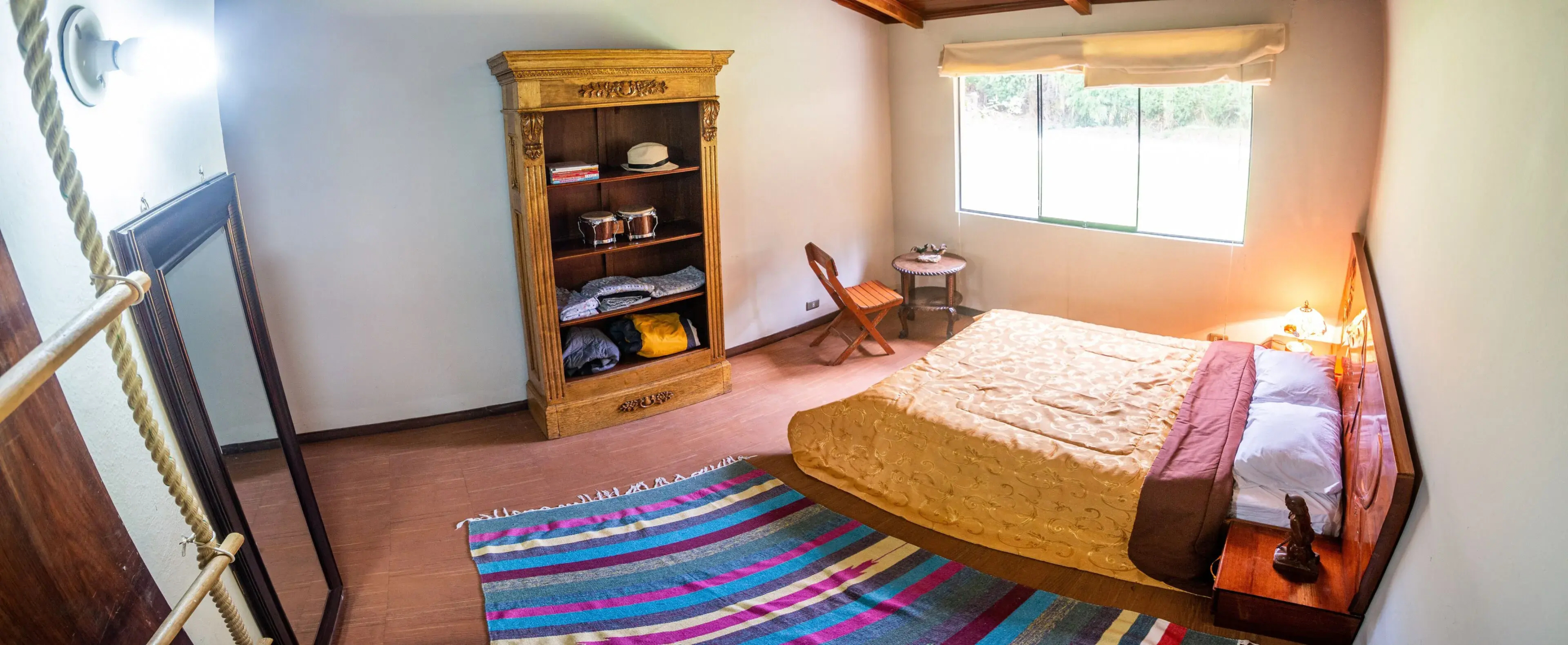 Yakumama Hostel y Restaurant