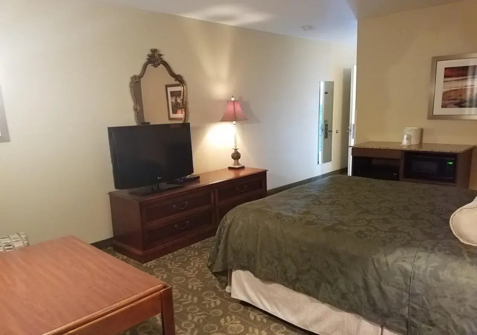 Best Western Salbasgeon Inn & Suites