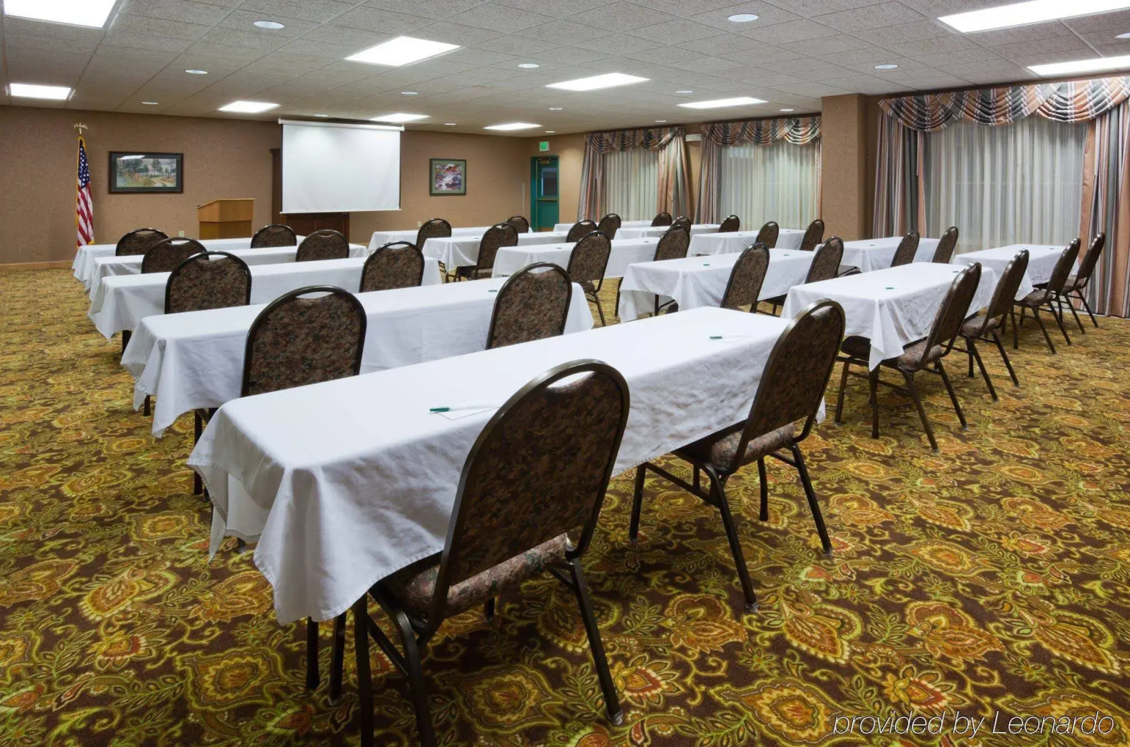 Country Inn & Suites by Radisson, Duluth North, MN
