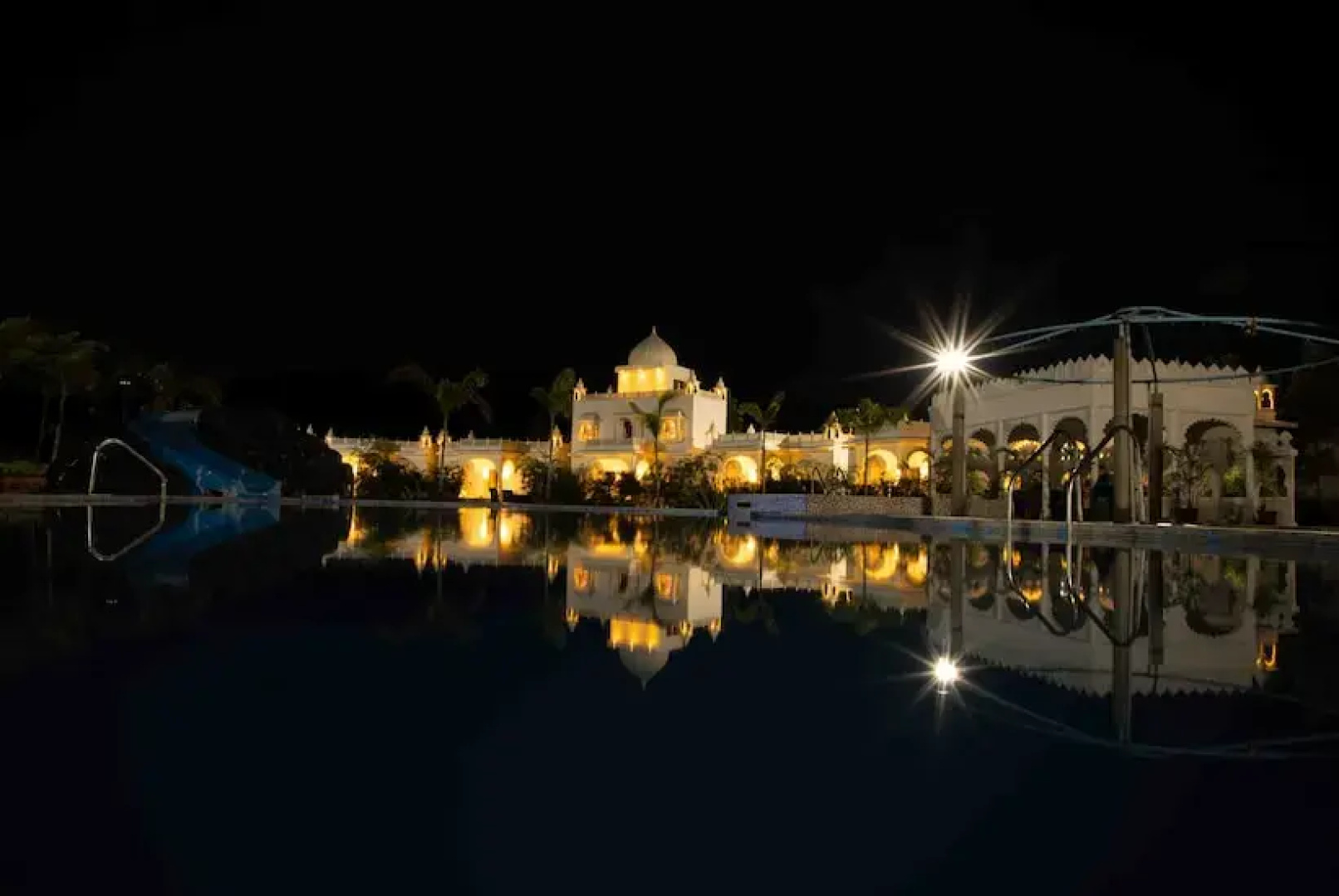 Rajasi Palace