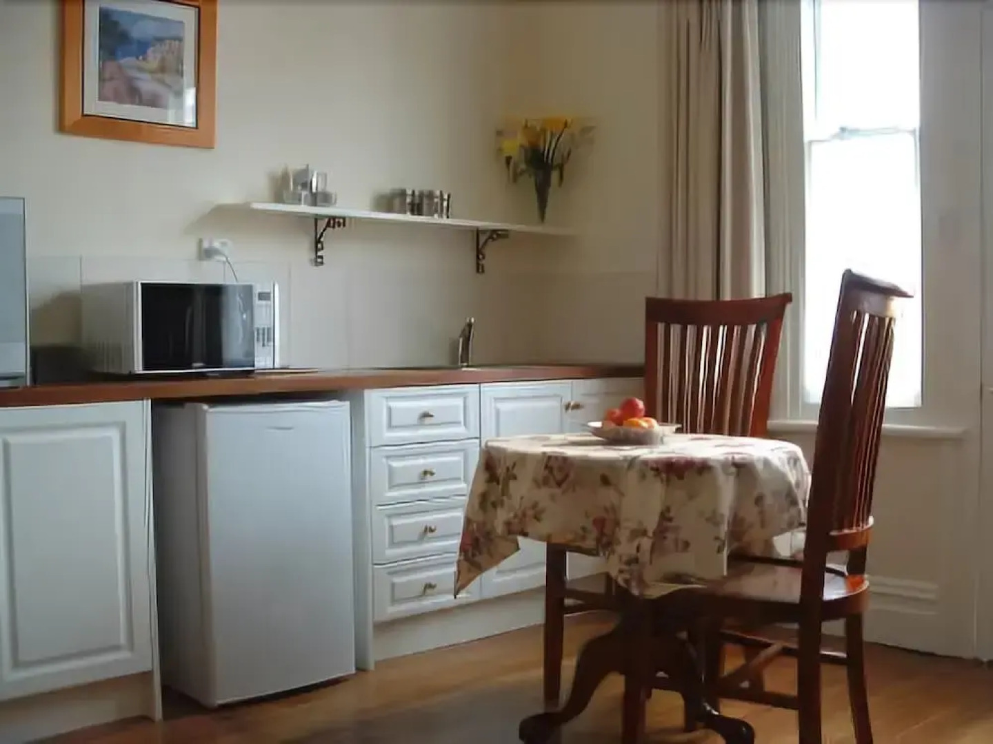 Huonville Guesthouse