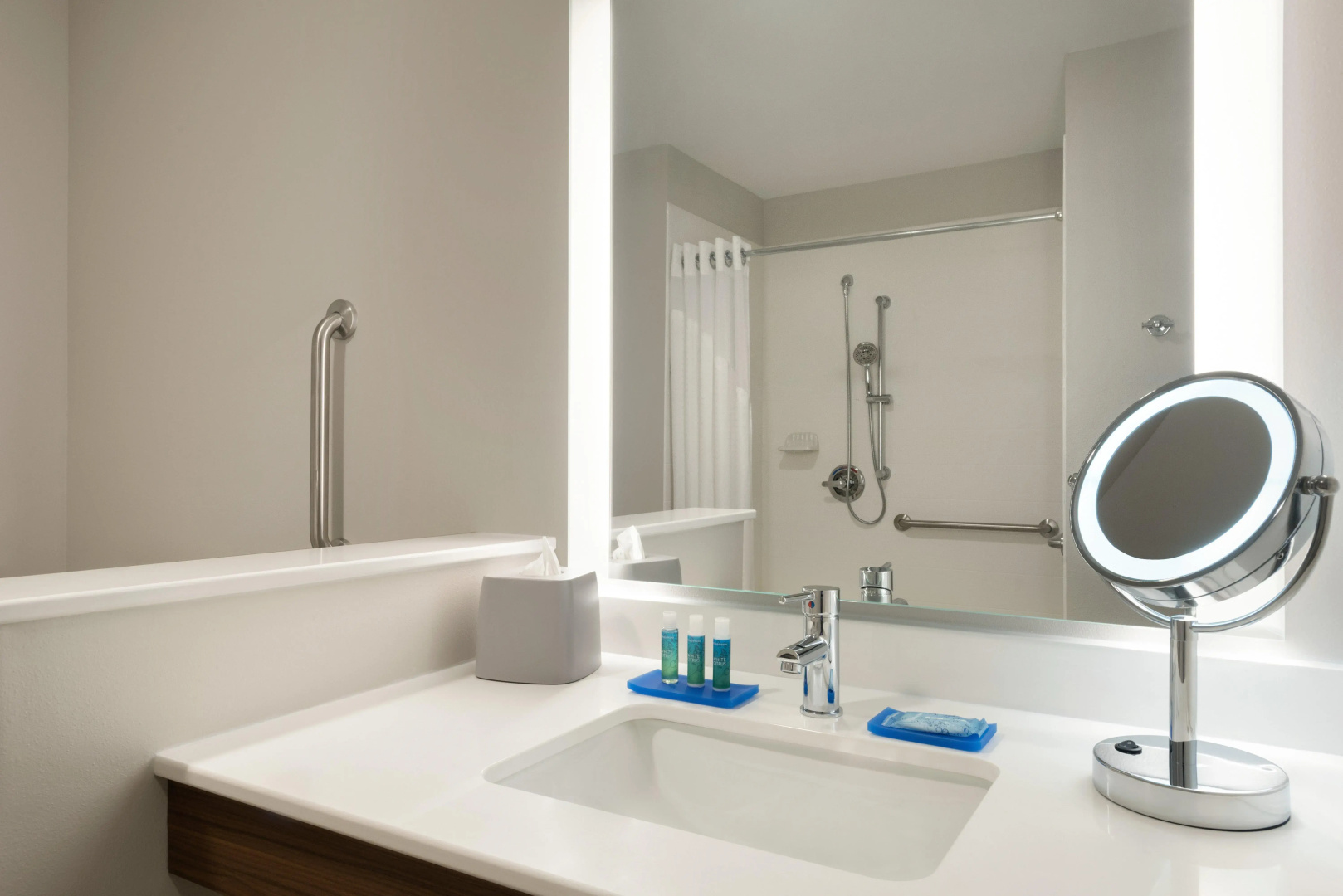 Holiday Inn Express & Suites West Des Moines - Jordan Creek by IHG
