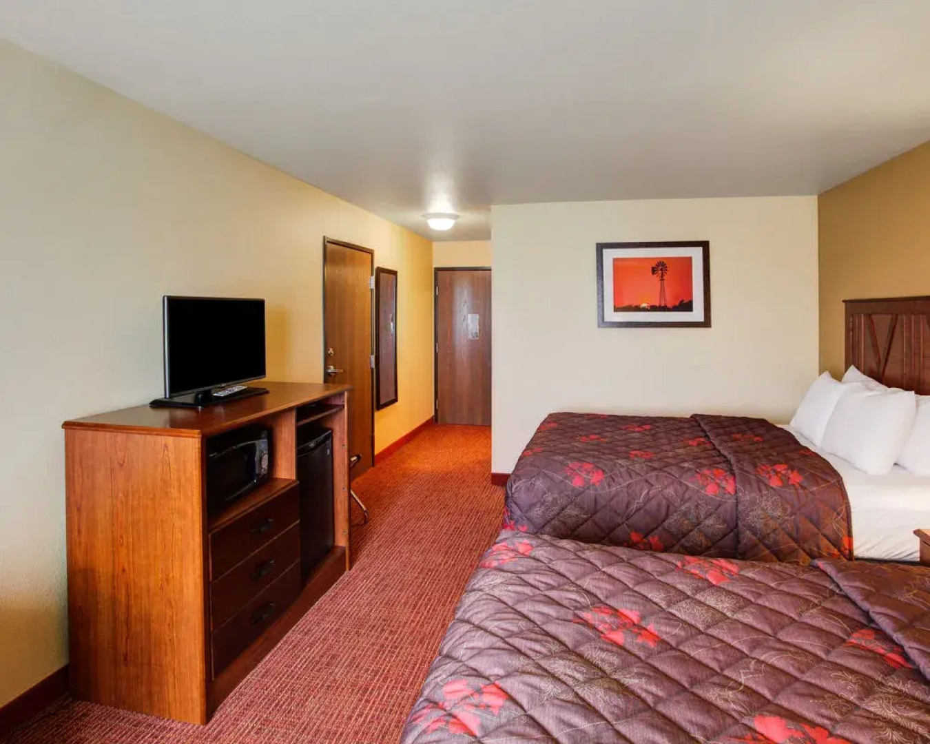 Rodeway Inn & Suites Phillipsburg