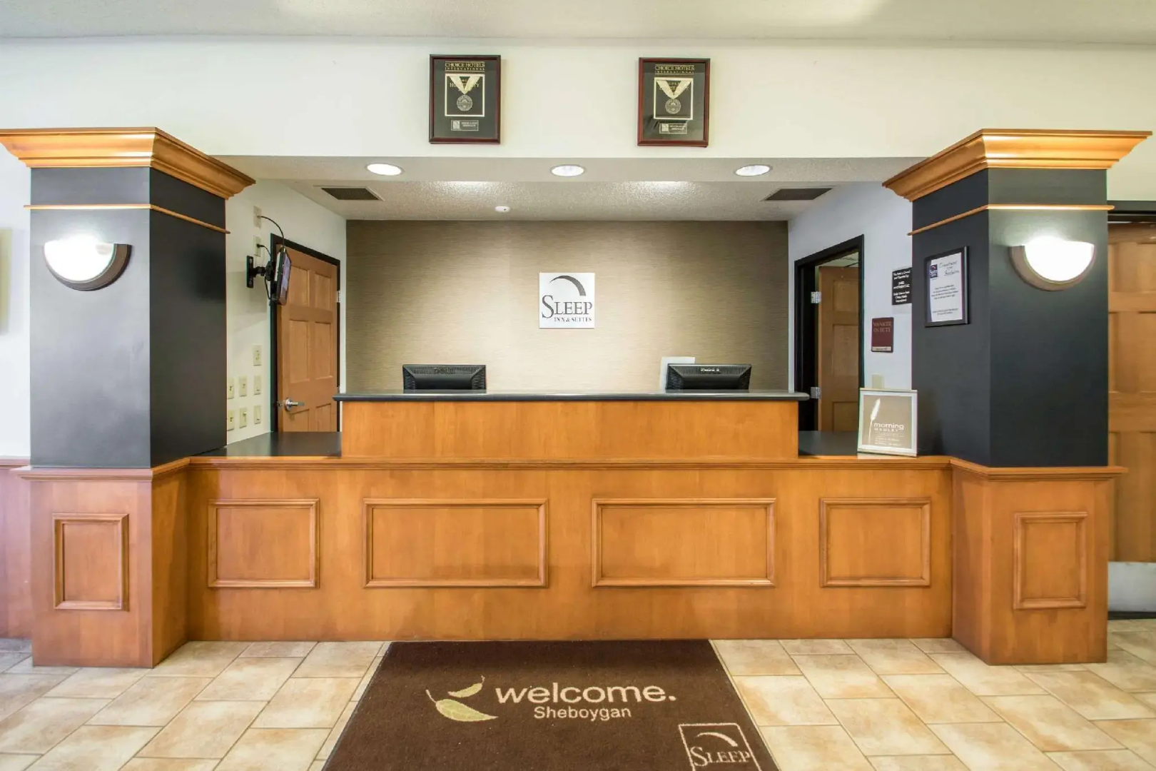 Comfort Inn & Suites Sheboygan I-43
