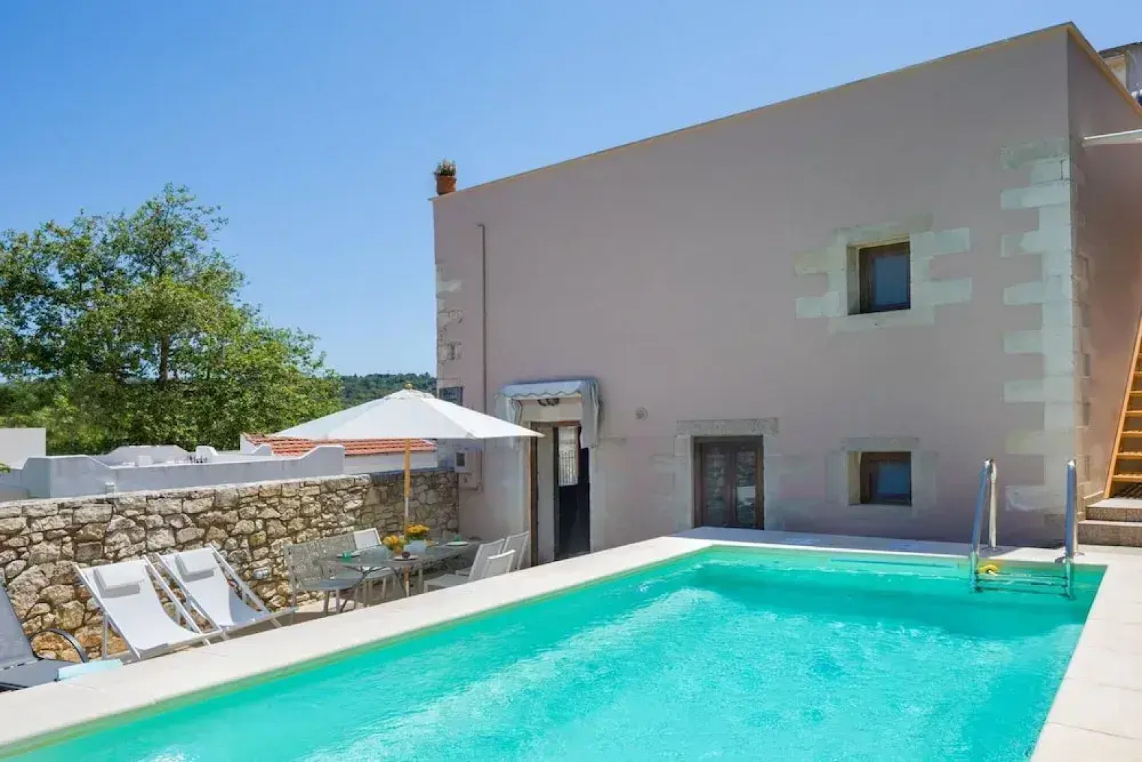 Olga s Filoxenia Villa Aladanos