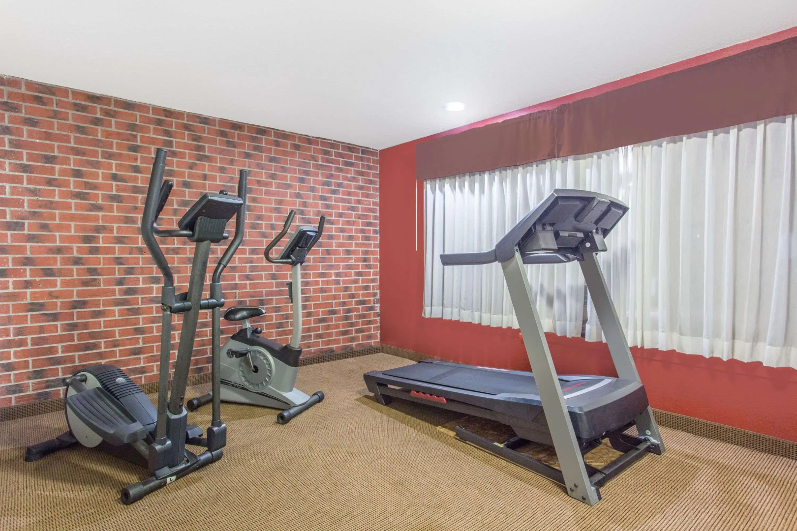 Baymont by Wyndham Dubuque