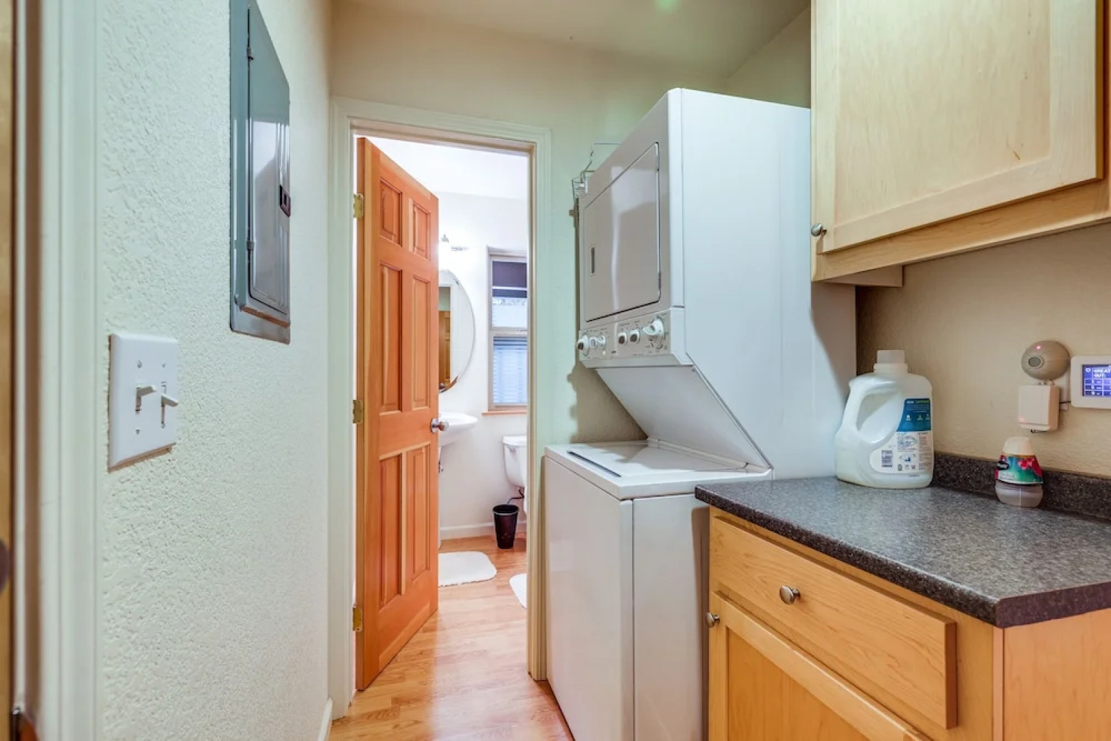 Spacious Vacation Rental Cabin ~ 4 Mi to Big Trees