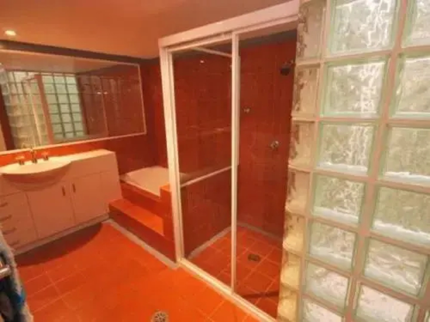 1 'The Clippers' 131 Soldiers Point Road - fabulous waterfront unit