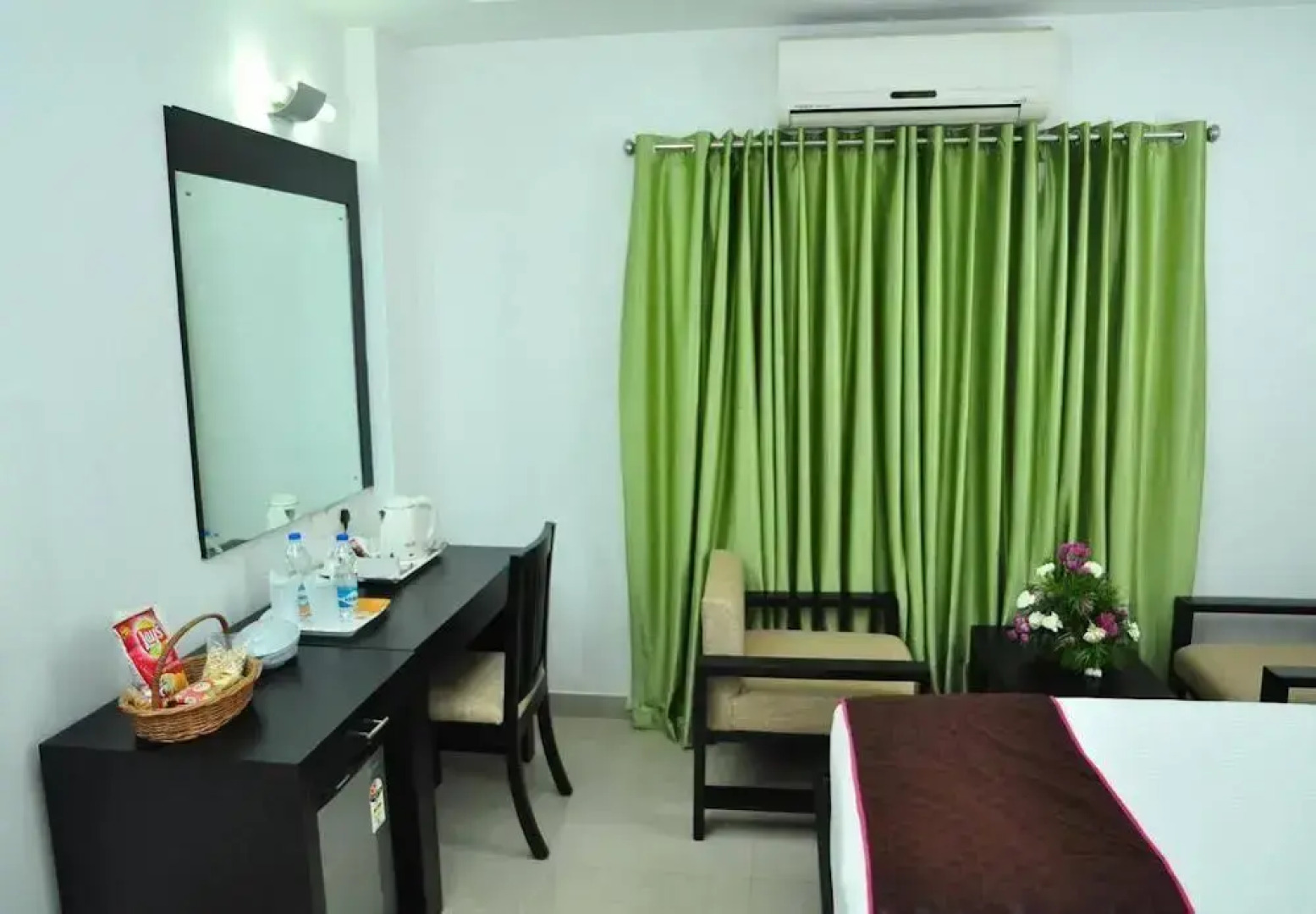 OYO Premium Calicut Airport Extension