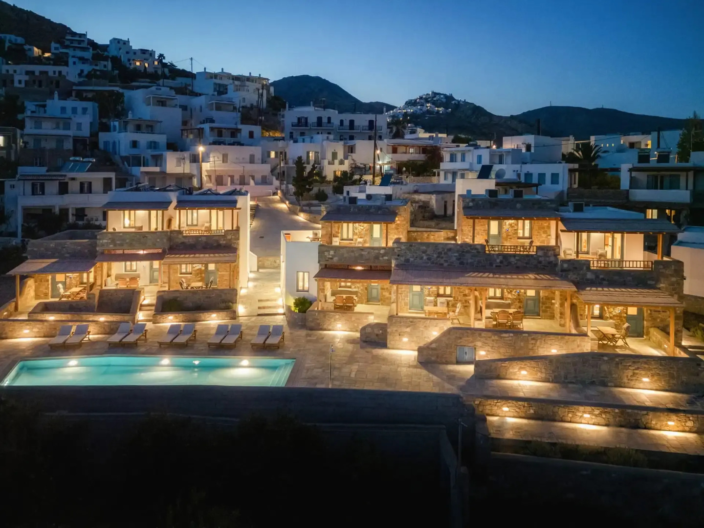 Galazio Suites Serifos