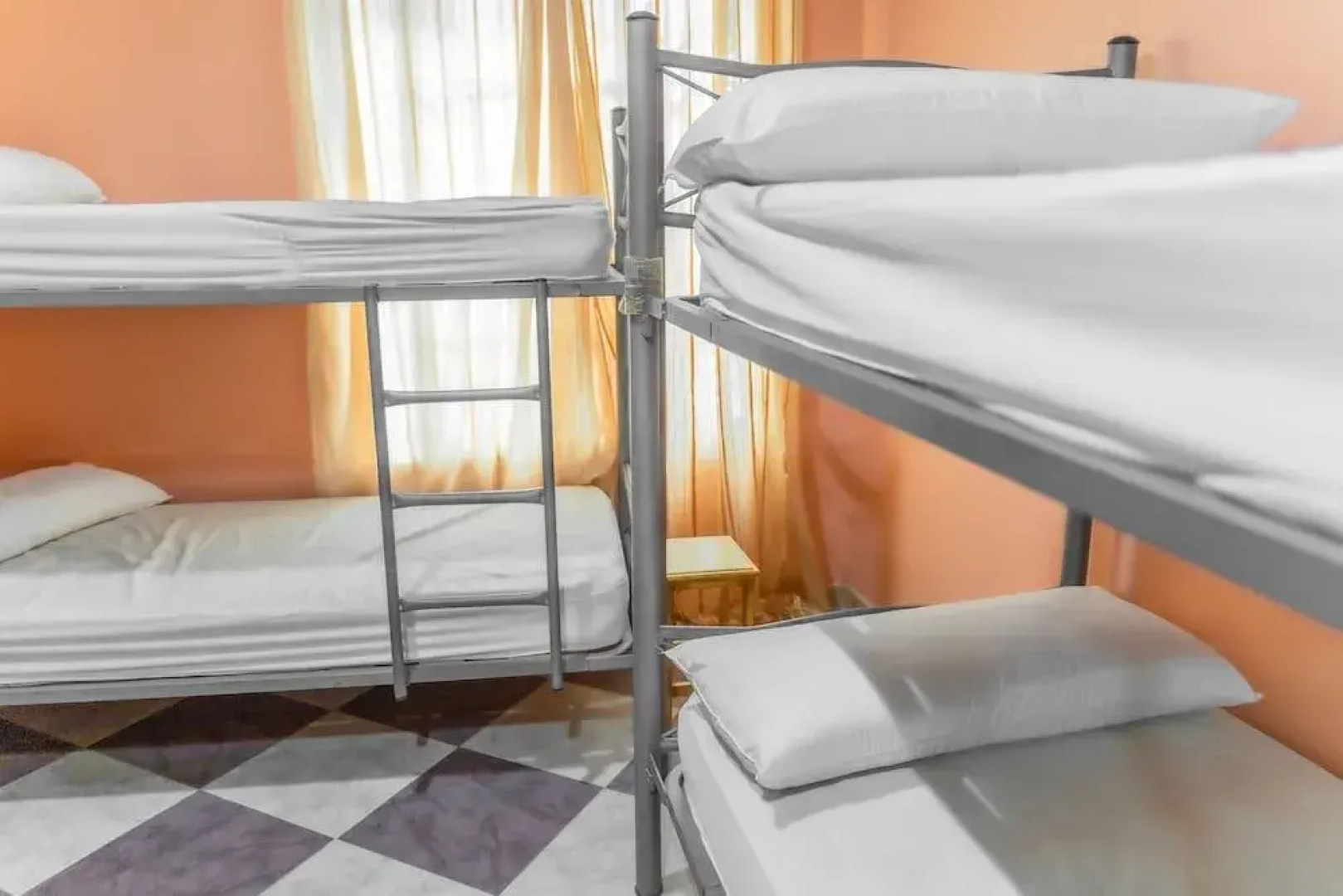 Albergue Rojo Plata by Vivere Stays - Hostel