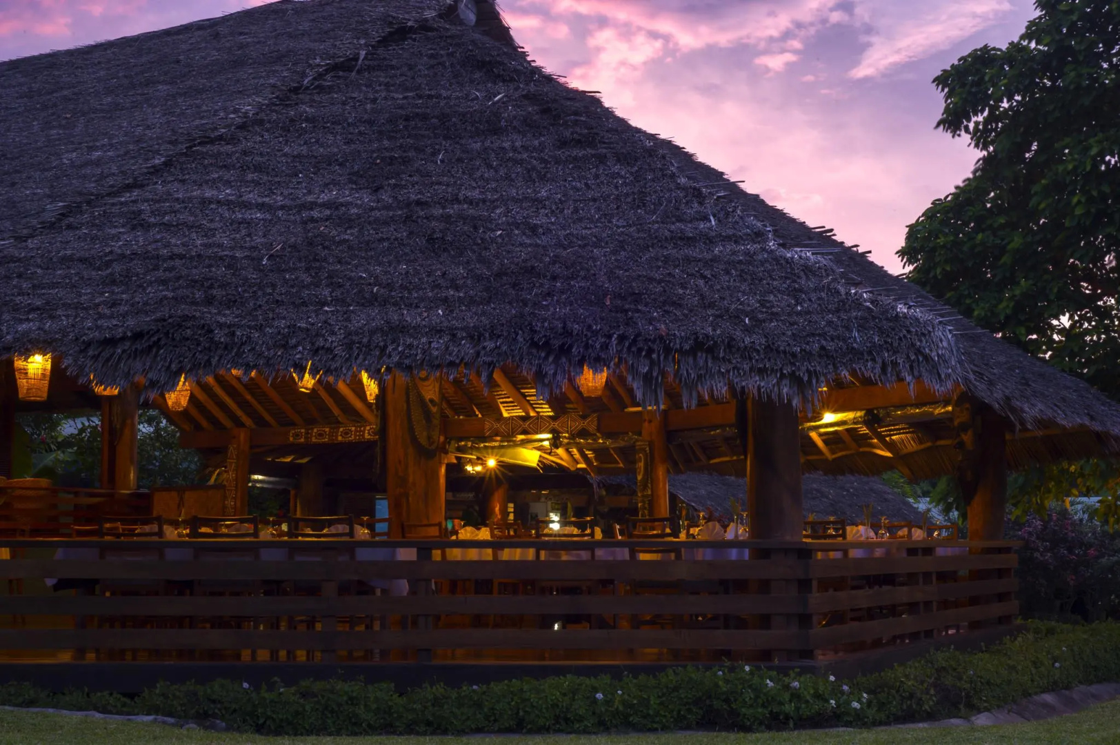 Kokopo Beach Bungalow Resort