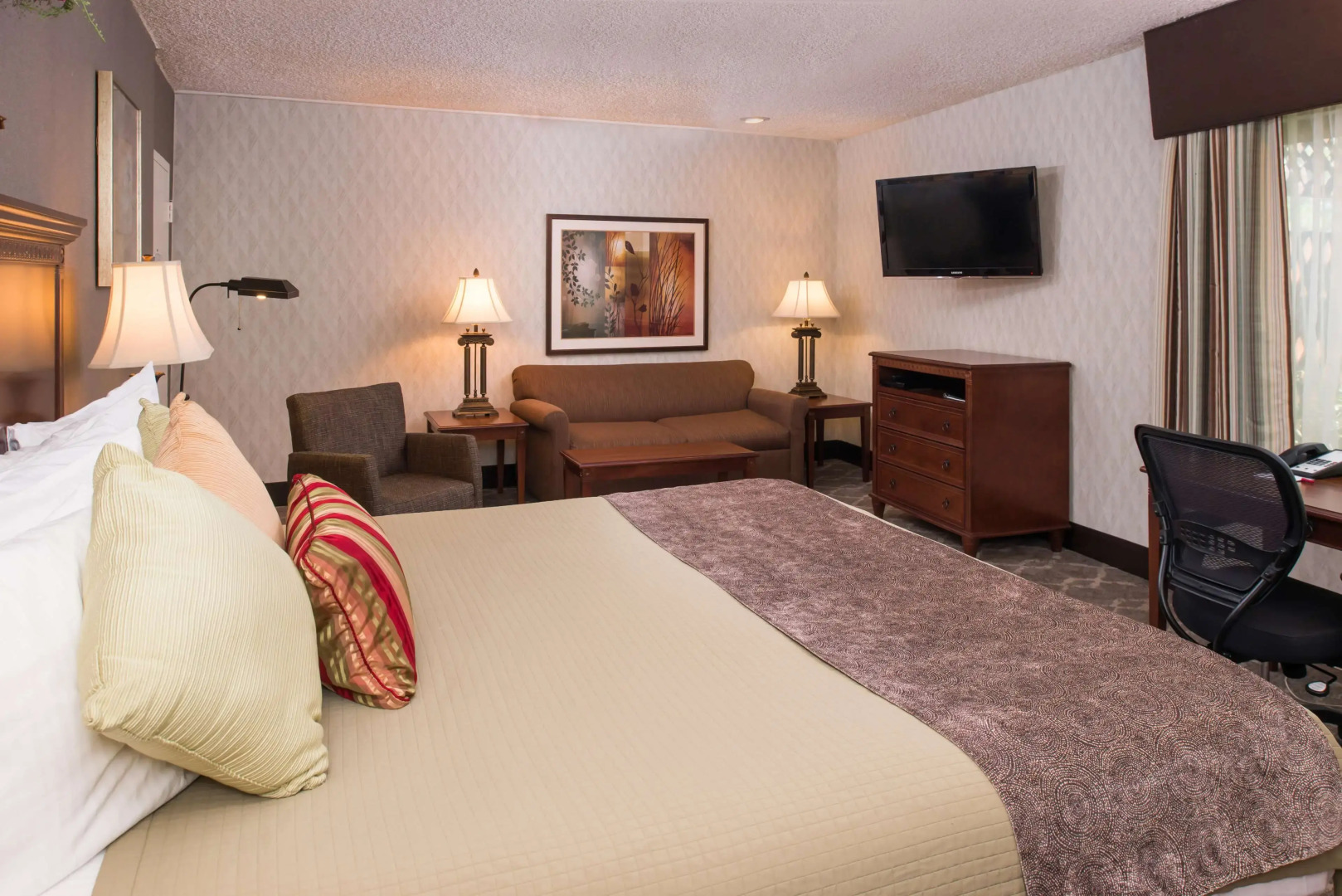 Best Western Plus Black Oak