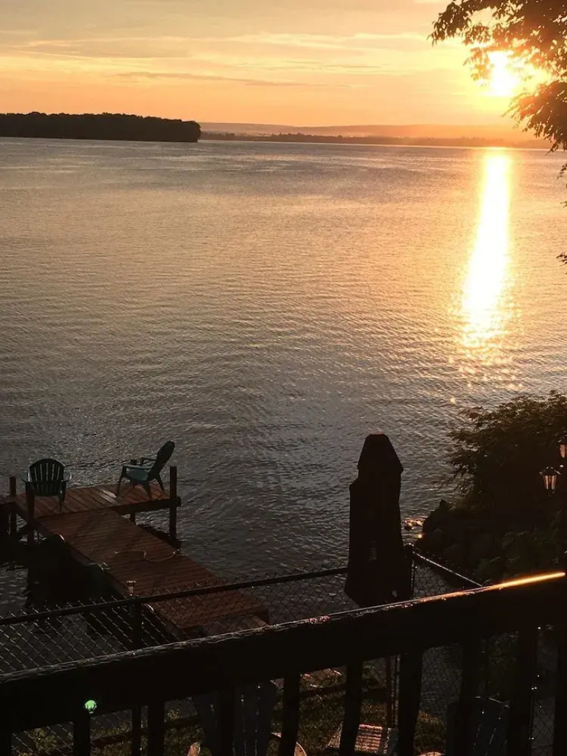 Apartment With 2 Bedrooms in Knowlton, With Wonderful Lake View, Enclosed Garden and Wifi
