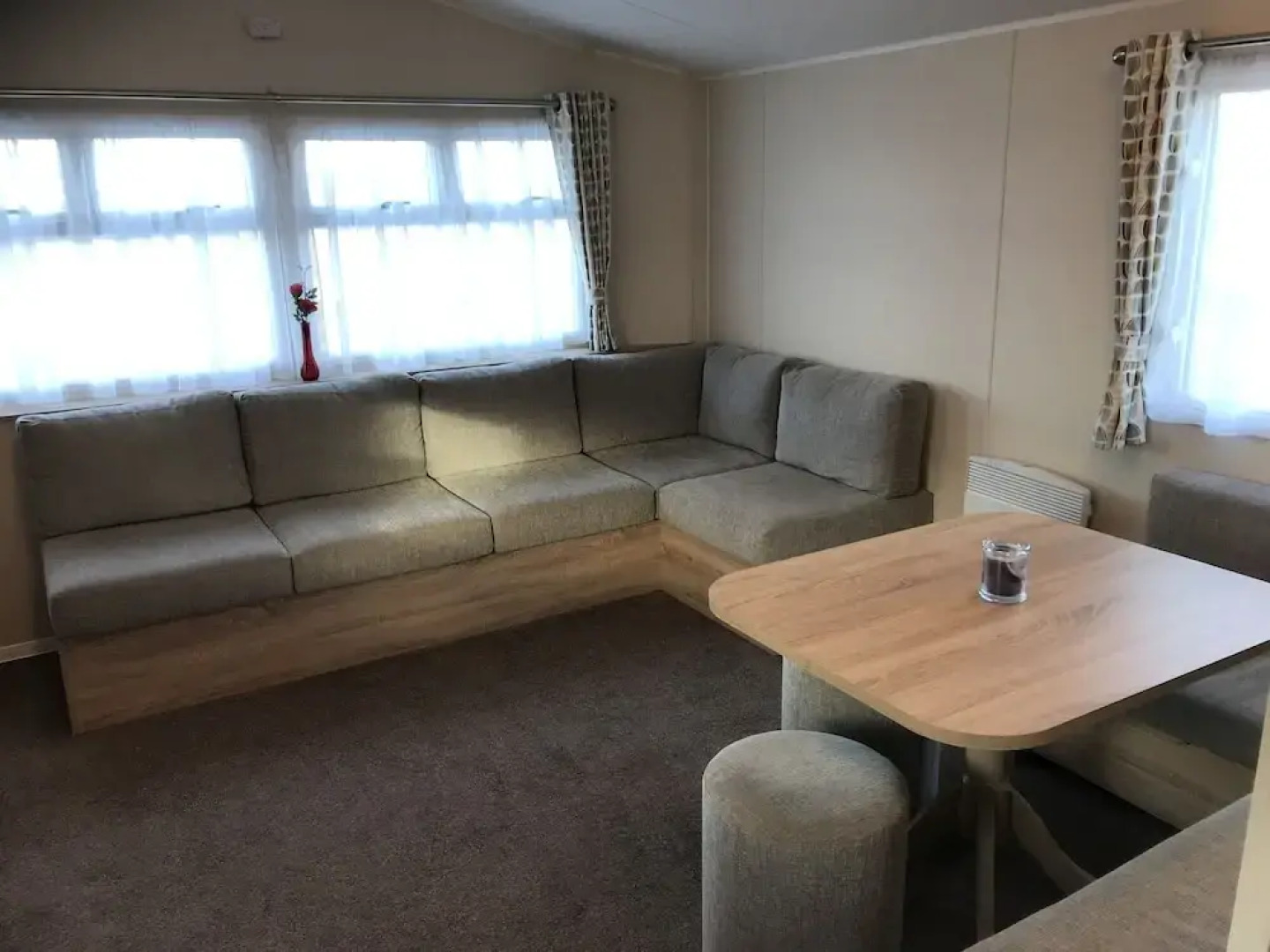 Lækjarkot Rooms and Cottages with Kitchen