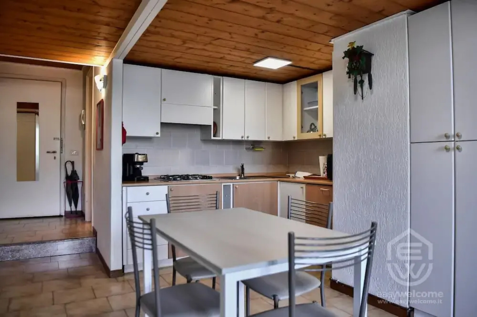 Easy Welcome Kosmopolitan