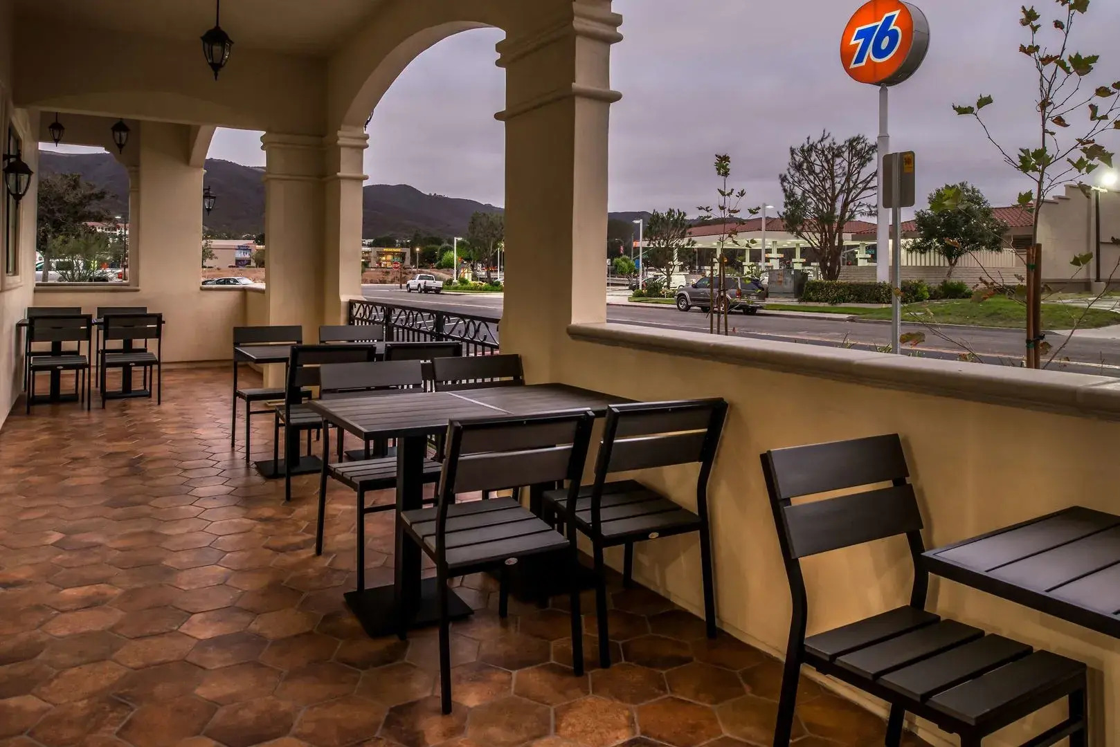 Best Western Plus Temecula Wine Country Hotel &Suites