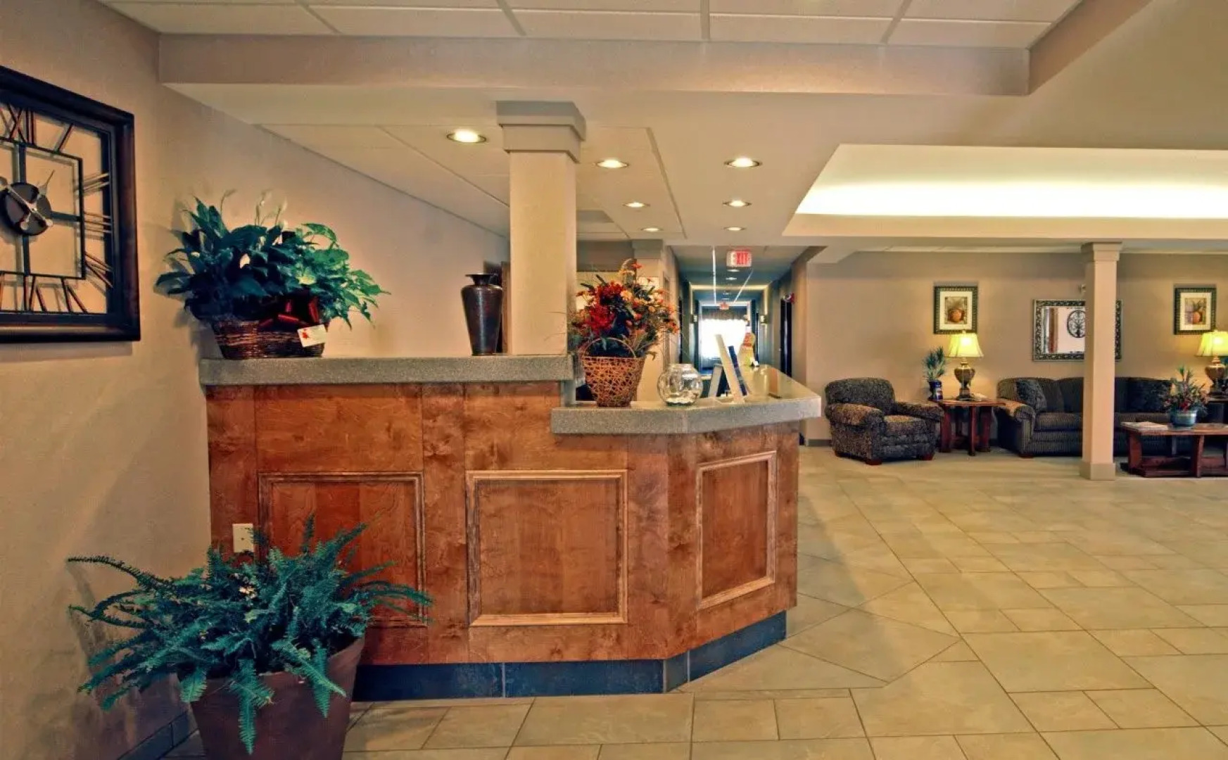 Paola Inn and Suites
