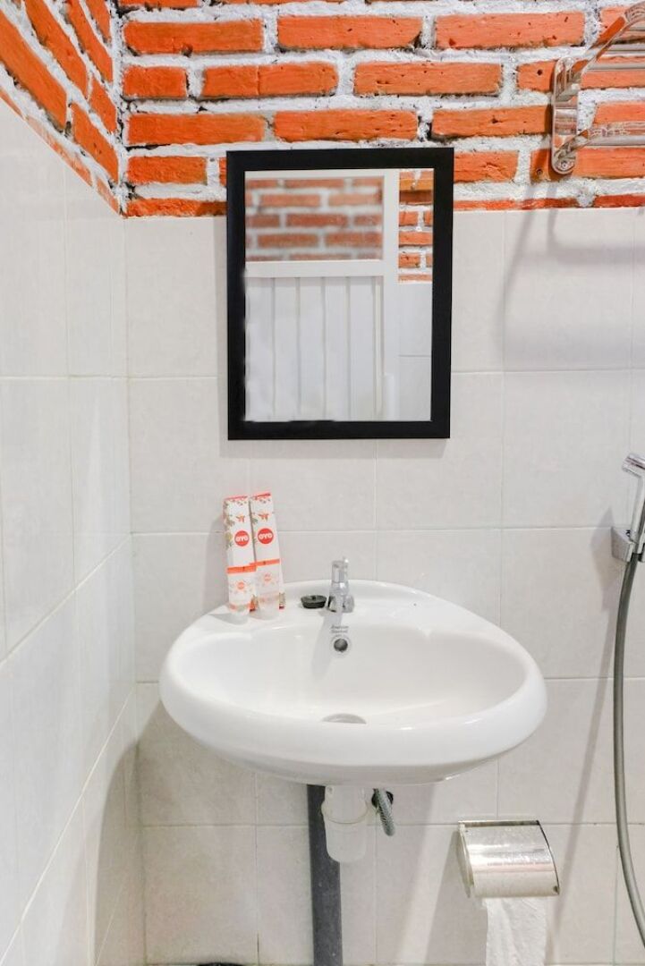 Oyo 437 Hnr Homestay Syariah