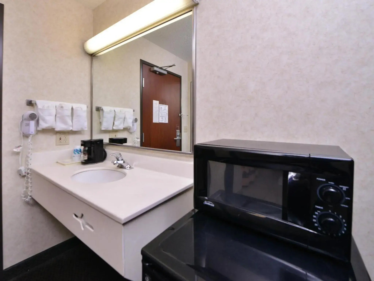 Kelly Inn & Suites Mitchell South Dakota