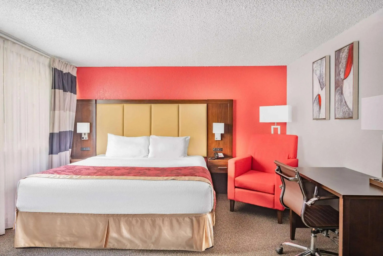 Holiday Inn Express & Suites White Haven - Poconos by IHG