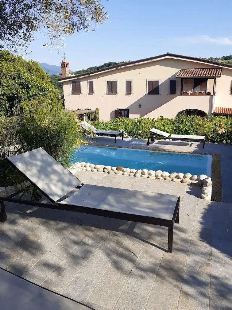 Villa With 6 Bedrooms in Provincia di Caserta, With Wonderful Mountain View, Private Pool, Furnished Garden